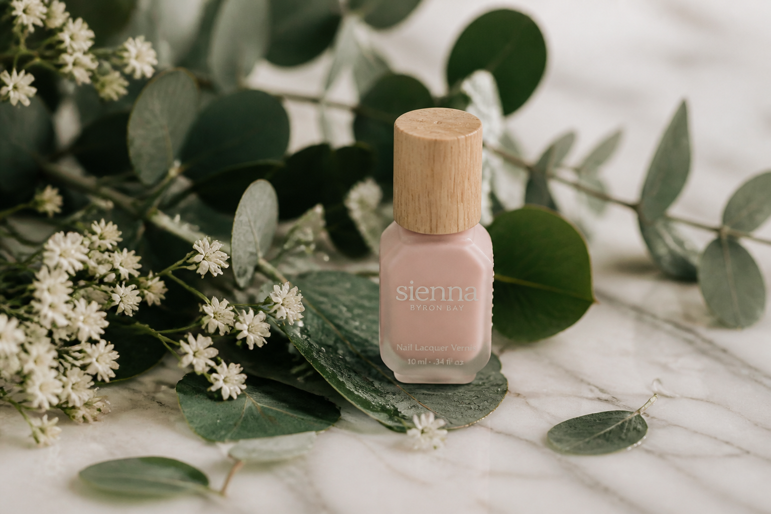 Esmalte vegano: o que diferencia (e por que vegano não é sinônimo de seguro)